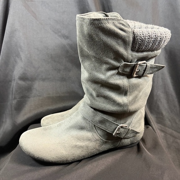 Report Shoes - Report Gray Faux Suede Slouchy Mid-Calf Boots Buckle Detail size 8 Elijah